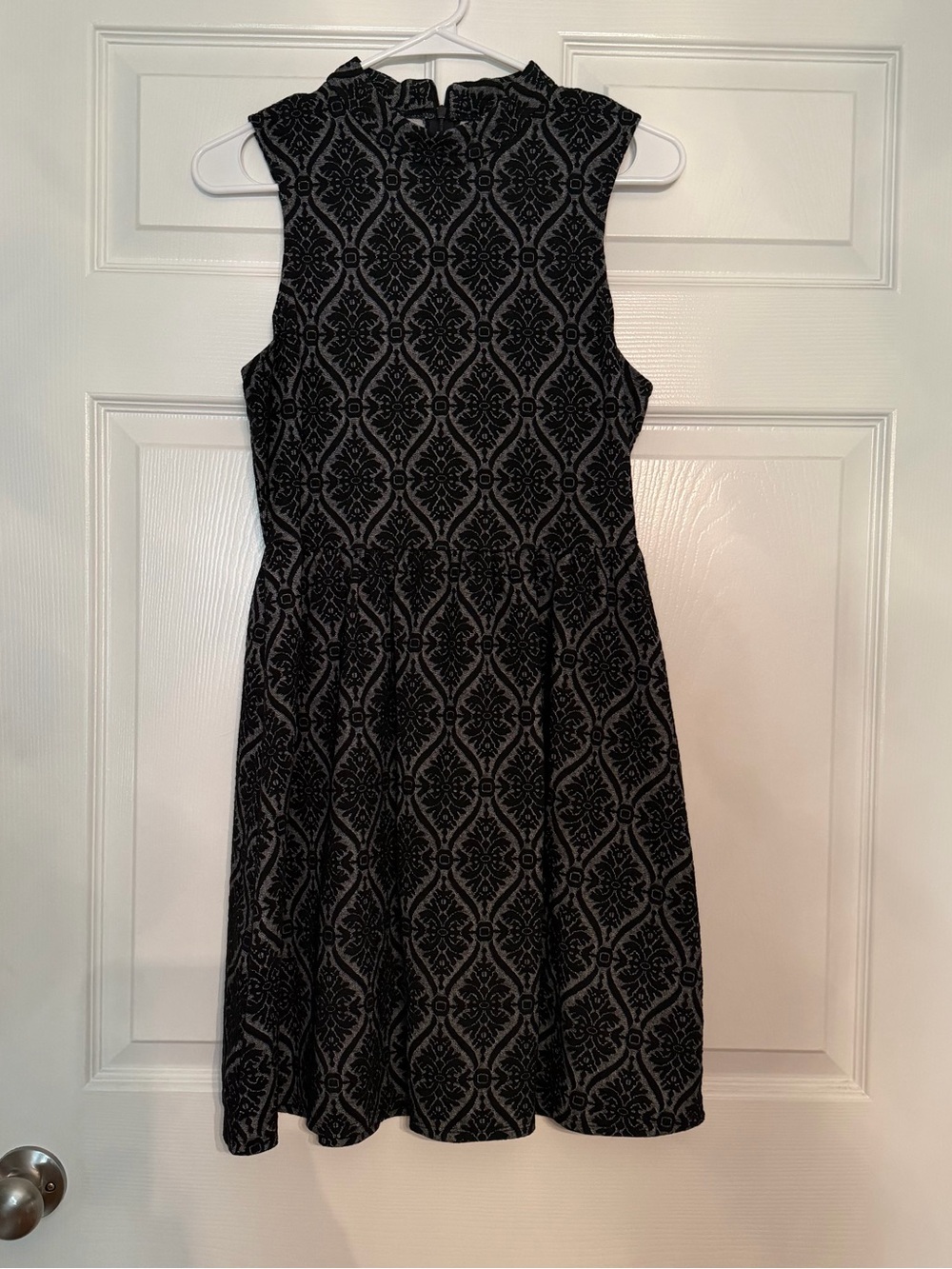 Women’s Black Patterned Sleeveless Fit & Flare Dress